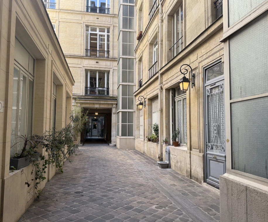 appartement 2 Pièces en vente sur PARIS (75008)