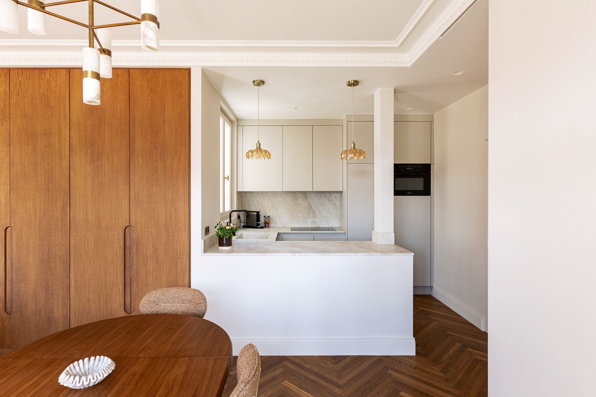 apartment 2 Rooms for sale on PARIS (75007)