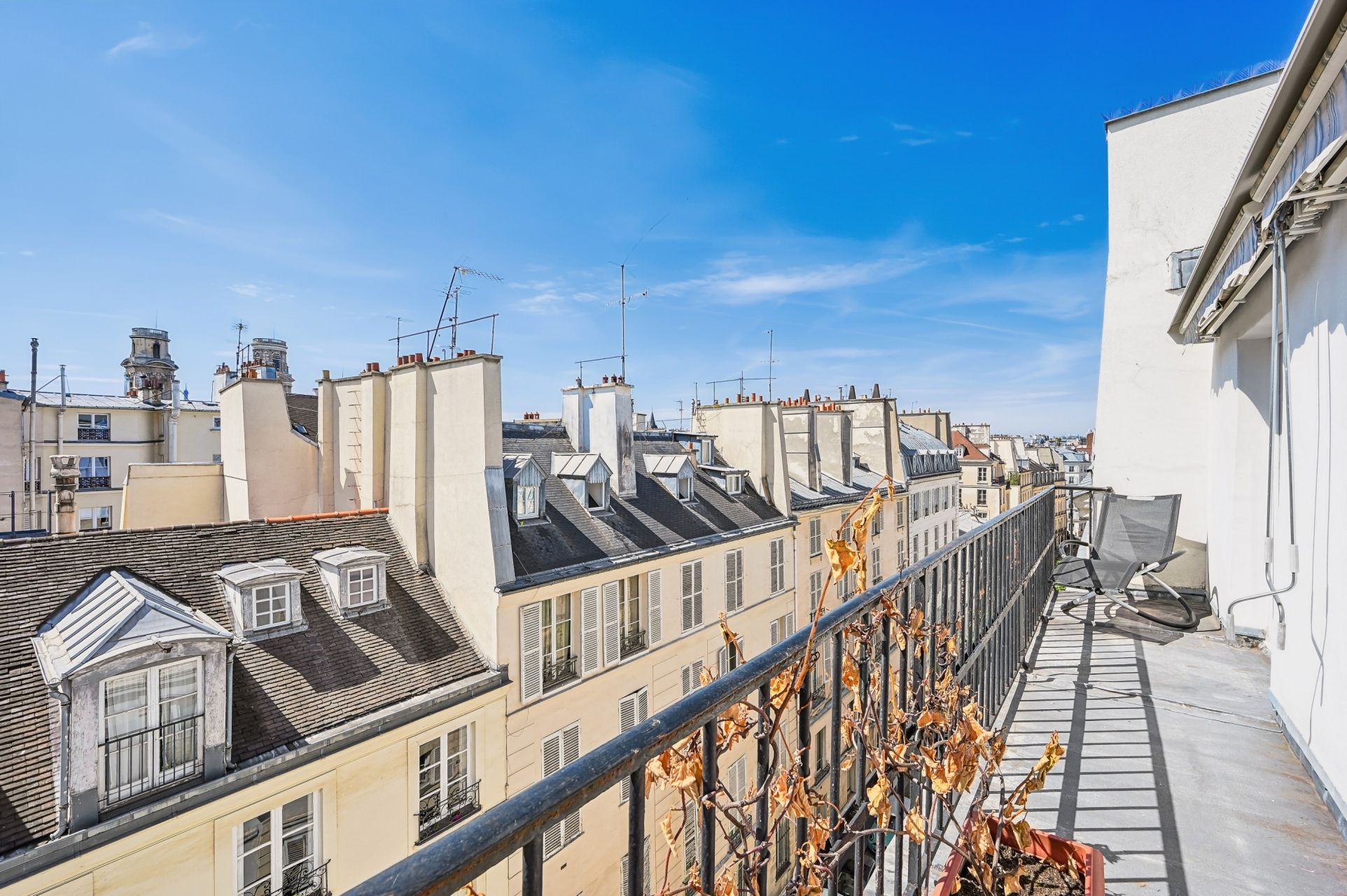 apartment 3 Rooms for sale on PARIS (75006)