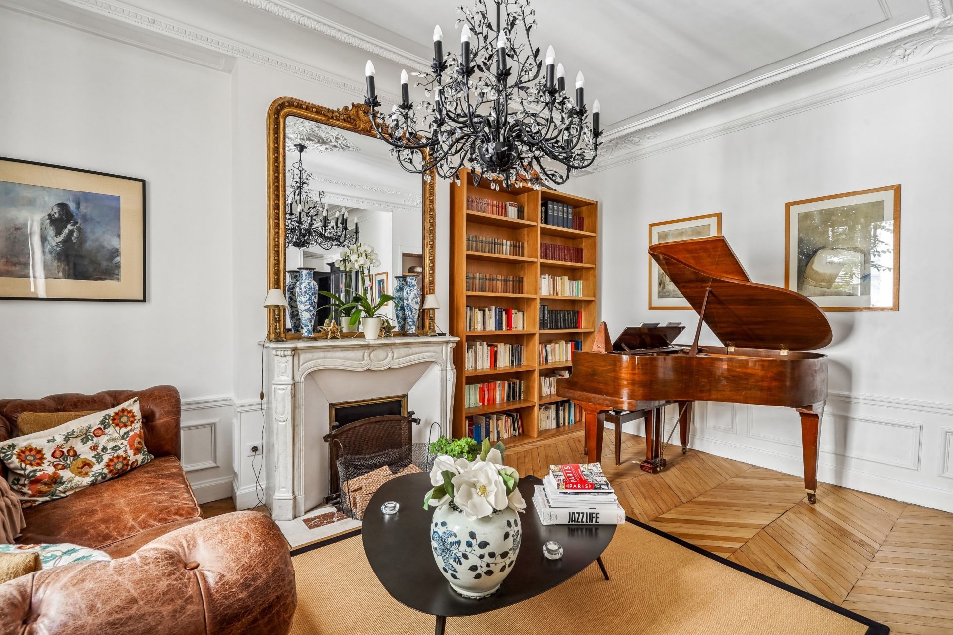 apartment 5 Rooms for sale on PARIS (75006)