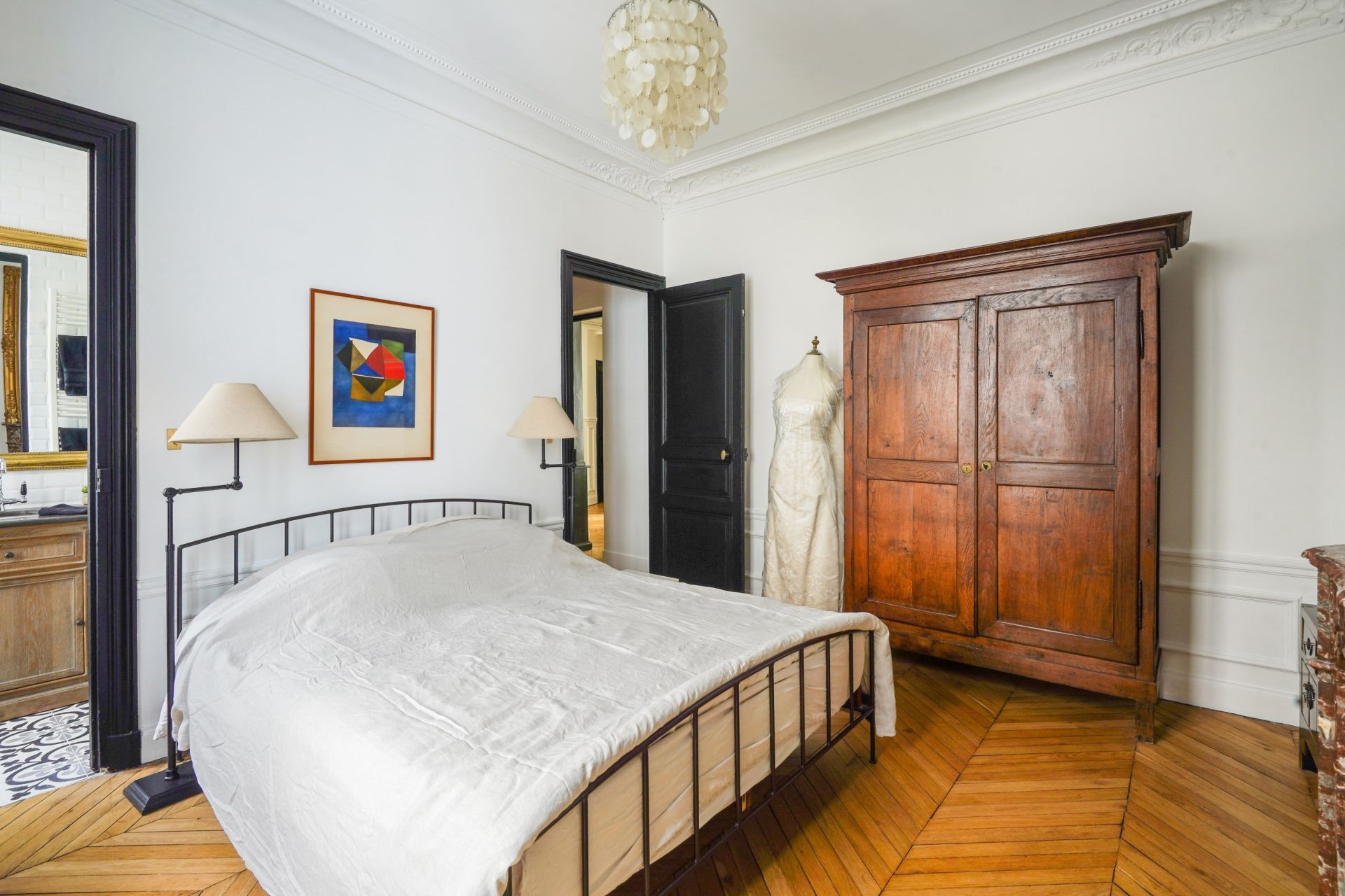 apartment 5 Rooms for sale on PARIS (75006)