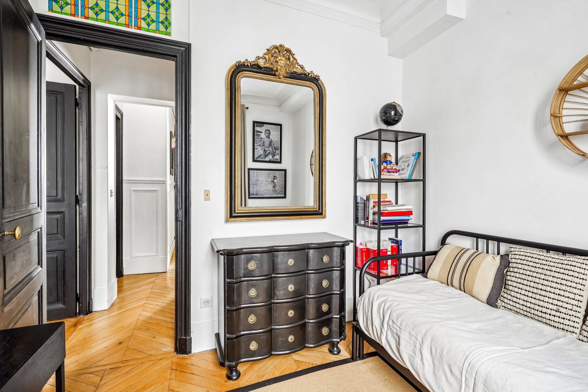 apartment 5 Rooms for sale on PARIS (75006)