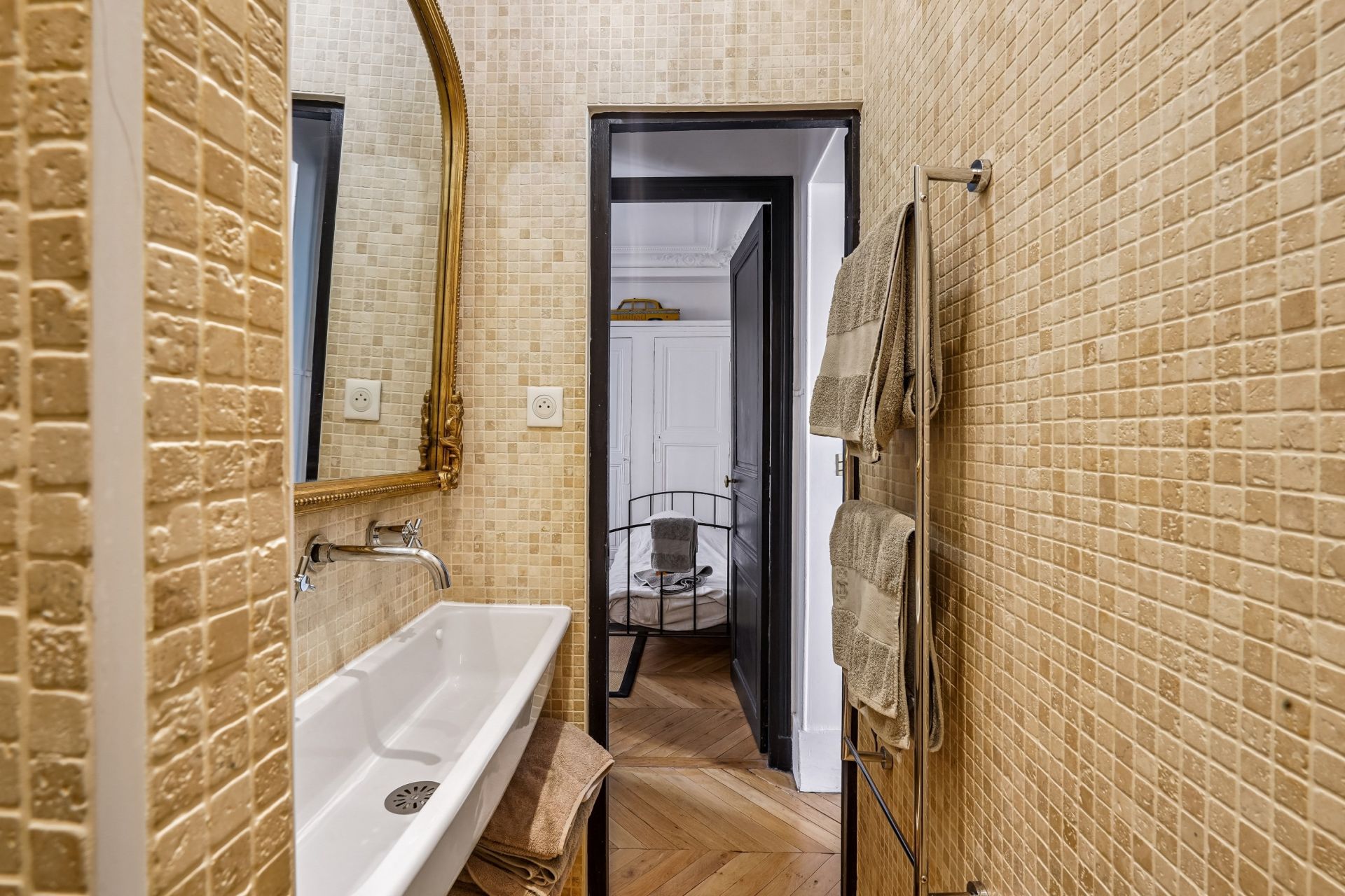 apartment 5 Rooms for sale on PARIS (75006)