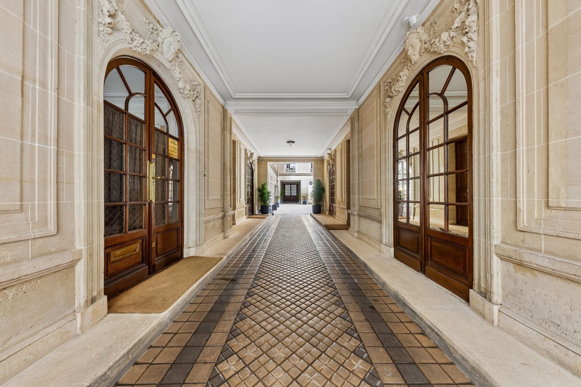 appartement 3 Pièces en location sur PARIS (75008)