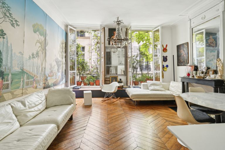 apartment 2 Rooms for sale on PARIS (75007)