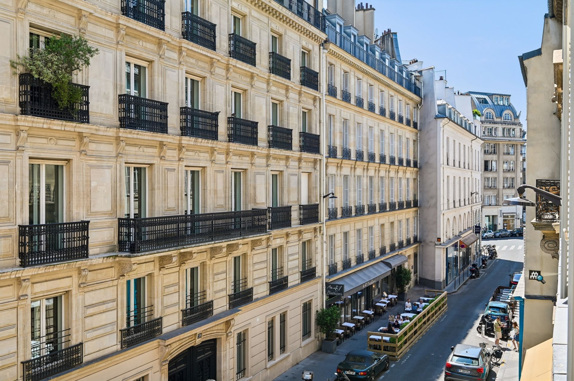 apartment 2 Rooms for sale on PARIS (75008)