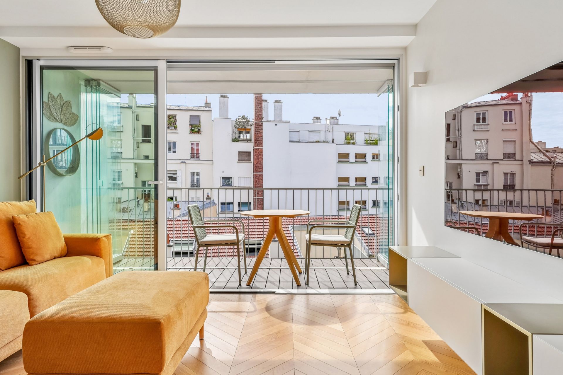 apartment 3 Rooms for sale on PARIS (75018)
