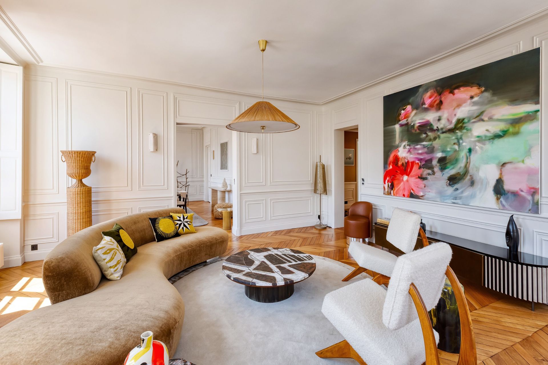 apartment 6 Rooms for sale on PARIS (75007)