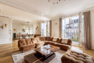 Vente Appartement Paris 7 6&nbsp;Pièces 208&nbsp;m²