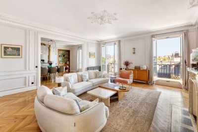 Vente Appartement Paris 8 17&nbsp;Pièces 722&nbsp;m²