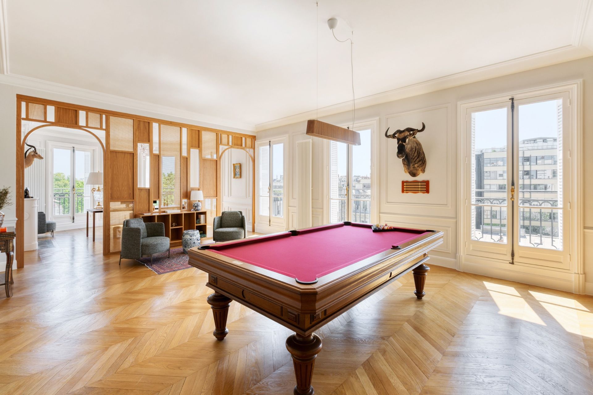 apartment 10 Rooms for sale on PARIS (75008)
