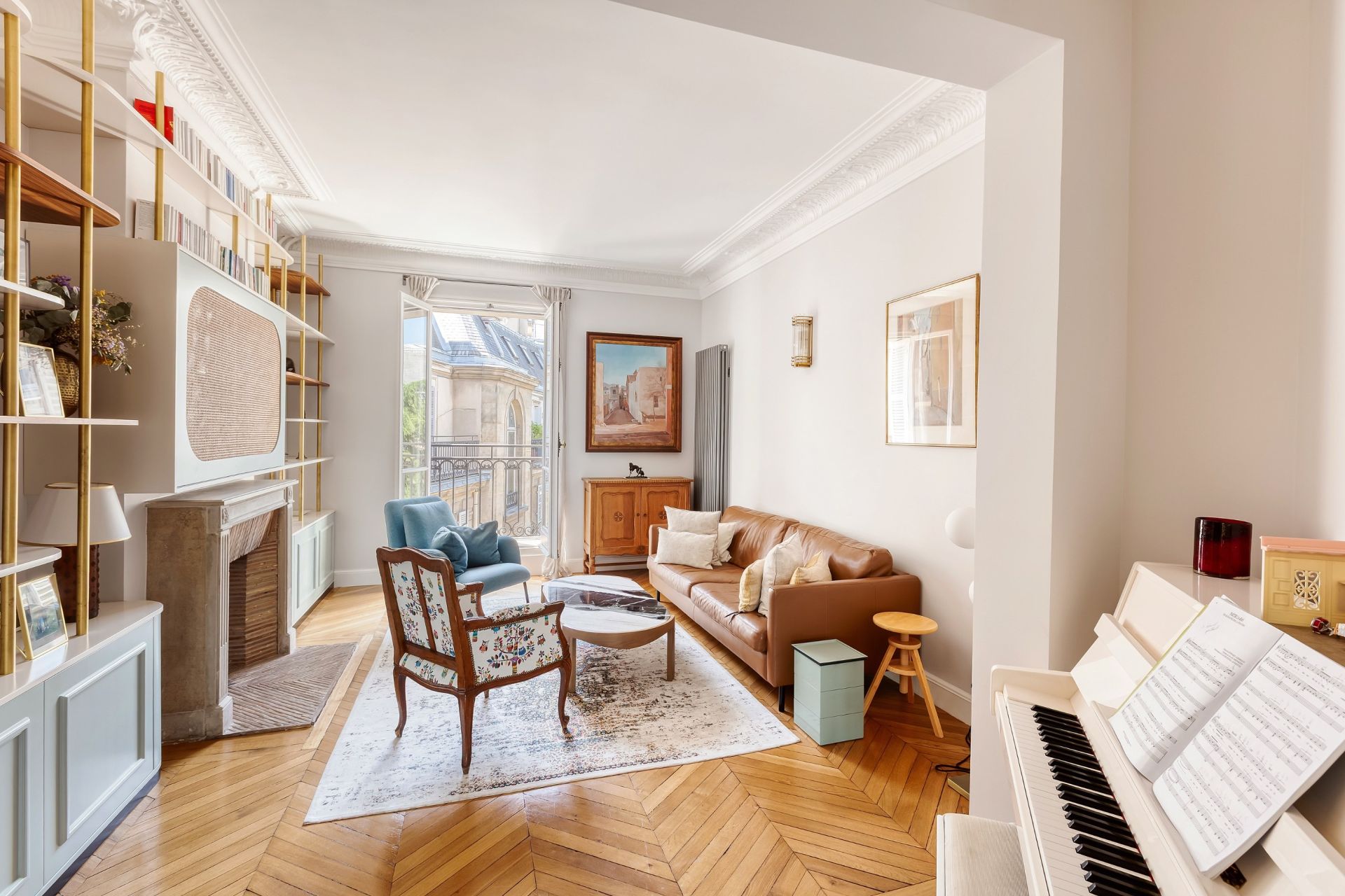 apartment 10 Rooms for sale on PARIS (75008)