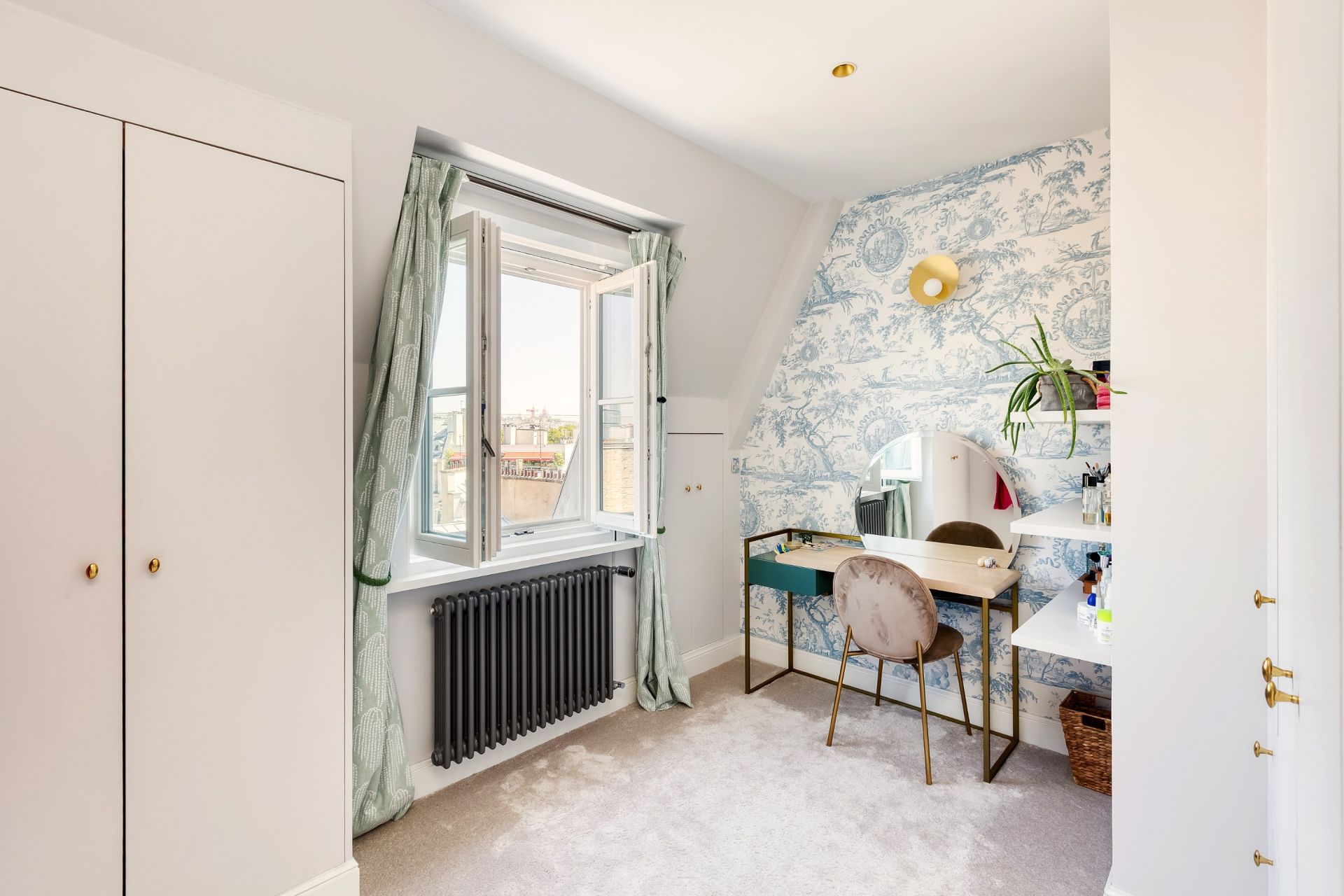 apartment 10 Rooms for sale on PARIS (75008)