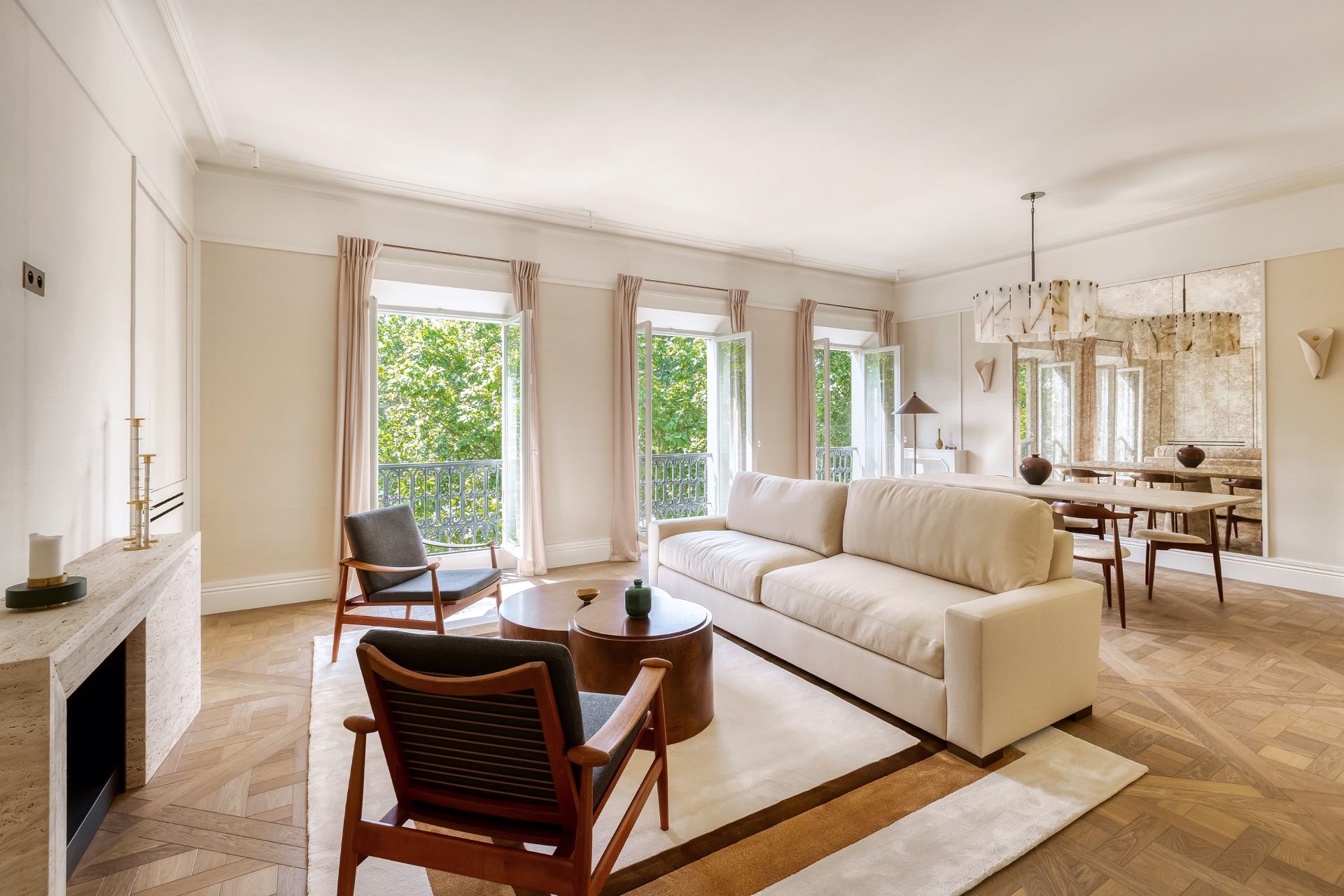 apartment 3 Rooms for sale on PARIS (75008)