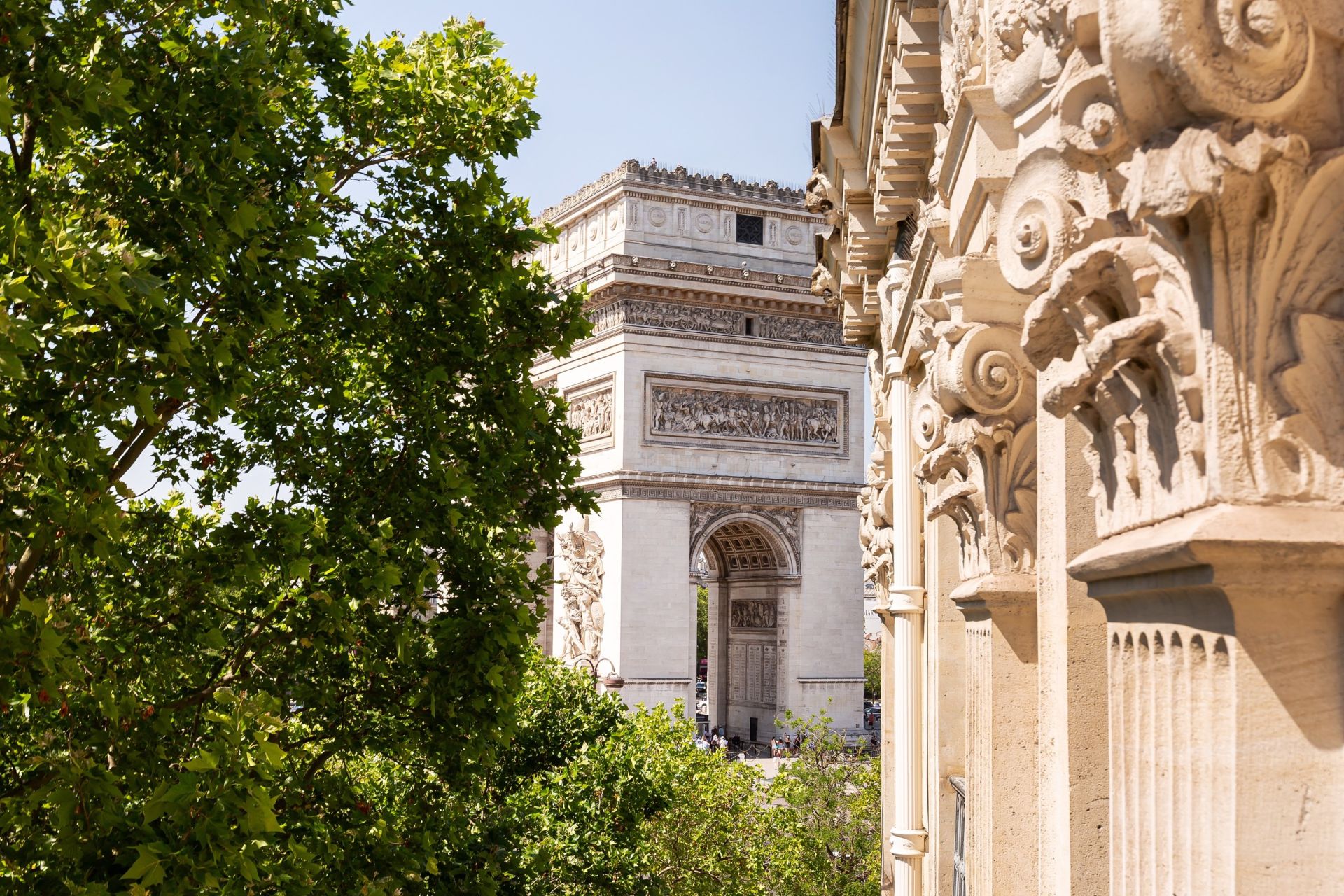 apartment 3 Rooms for sale on PARIS (75008)