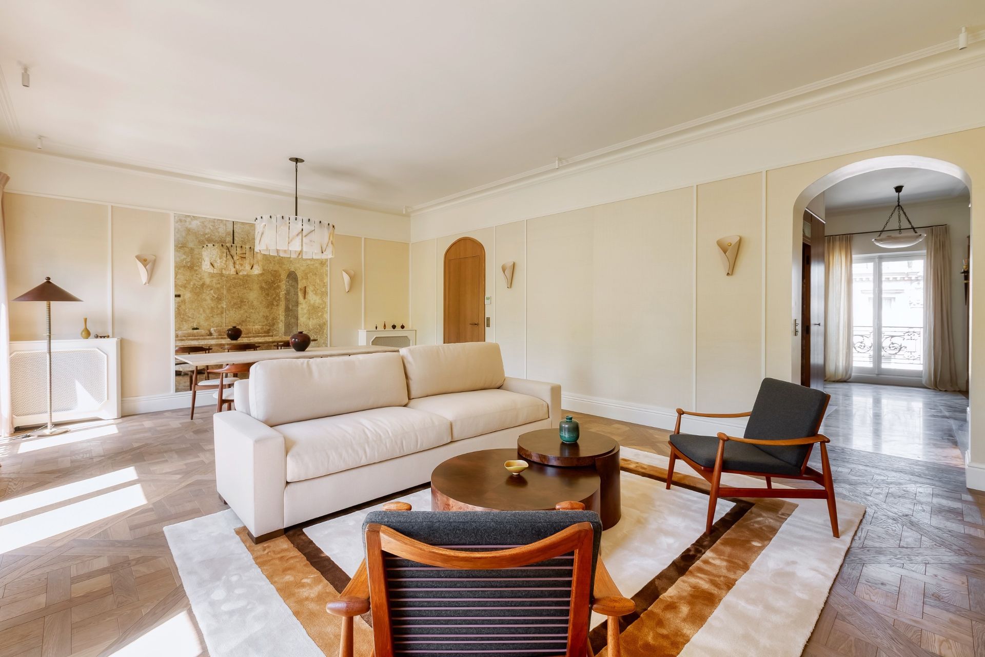 apartment 3 Rooms for sale on PARIS (75008)