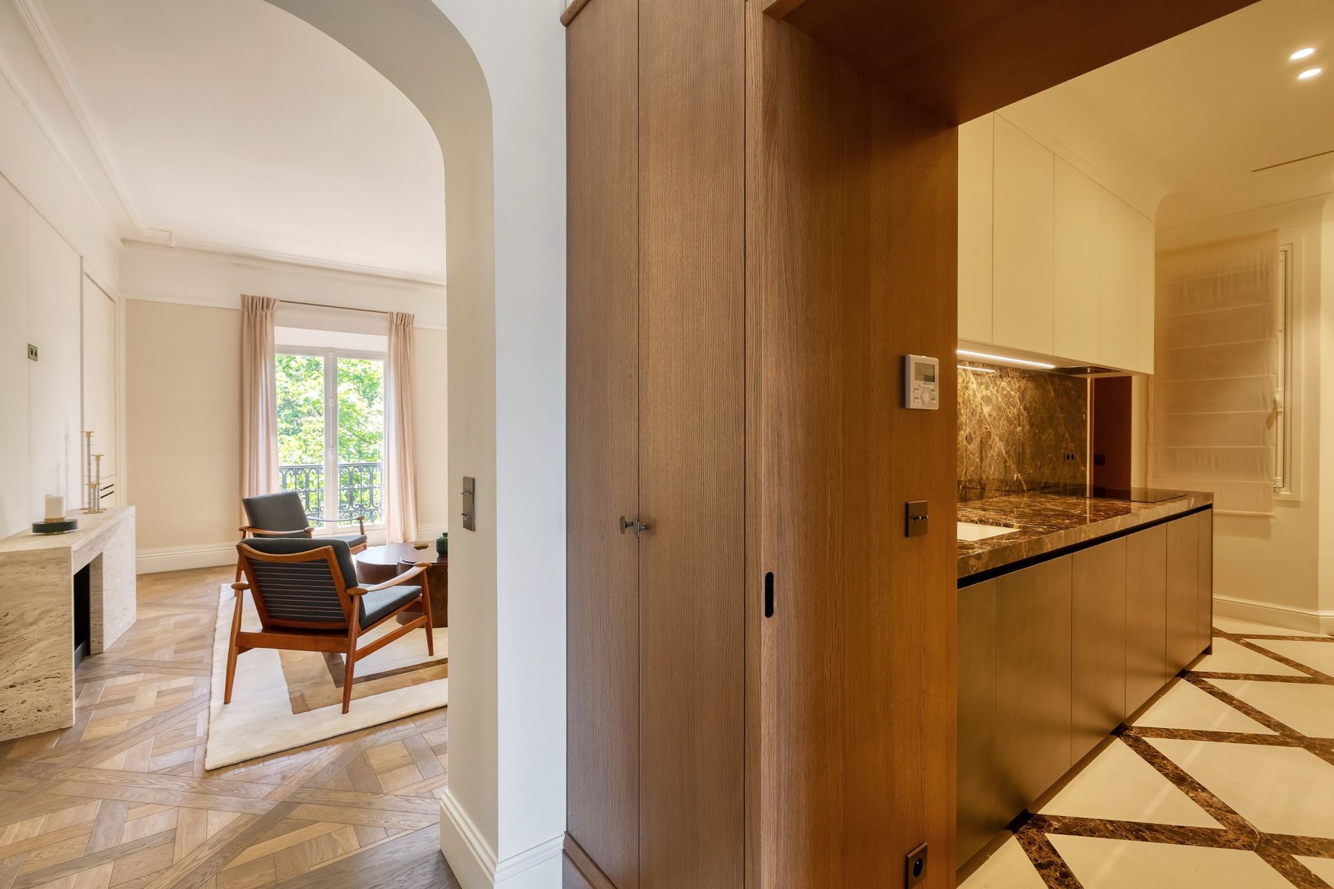 apartment 3 Rooms for sale on PARIS (75008)