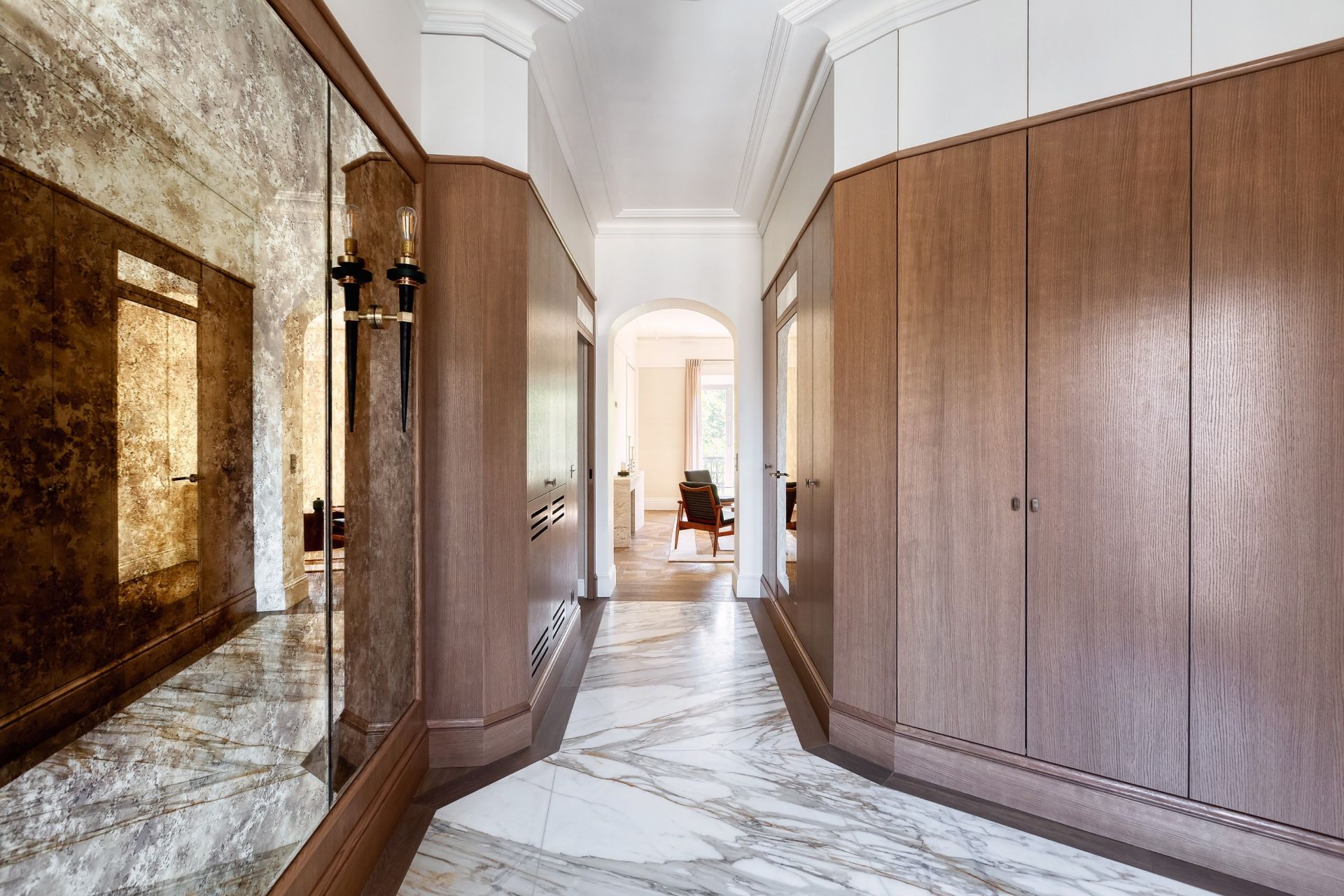apartment 3 Rooms for sale on PARIS (75008)