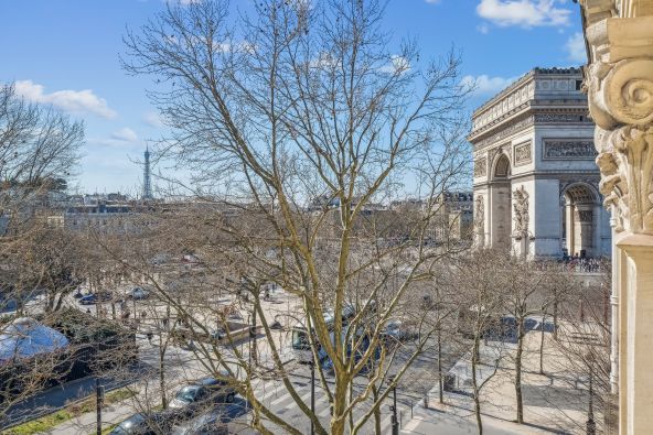 Sale Apartment Paris 8 3&nbsp;Rooms 135&nbsp;m²