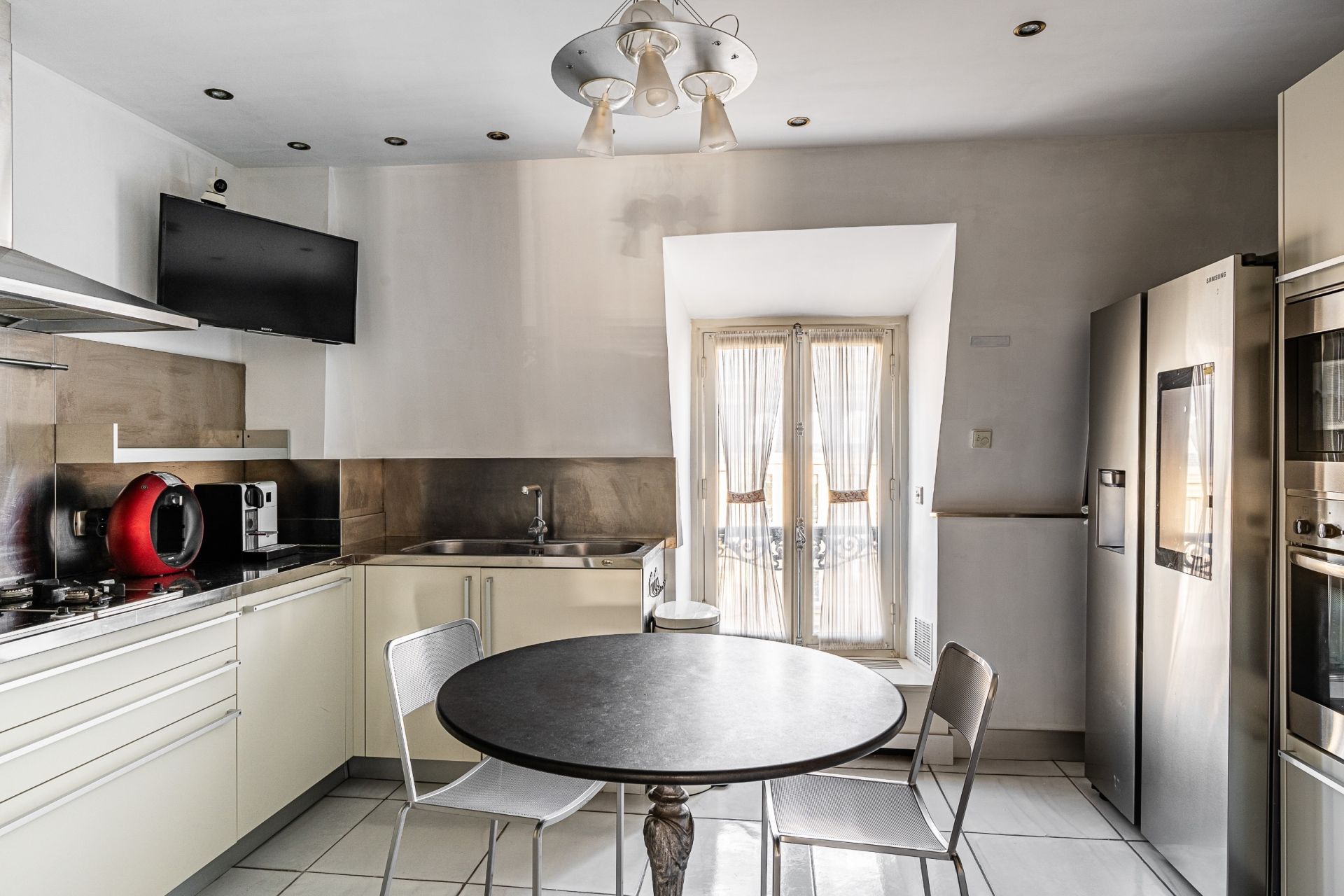 appartement 4 Pièces en vente sur PARIS (75008)