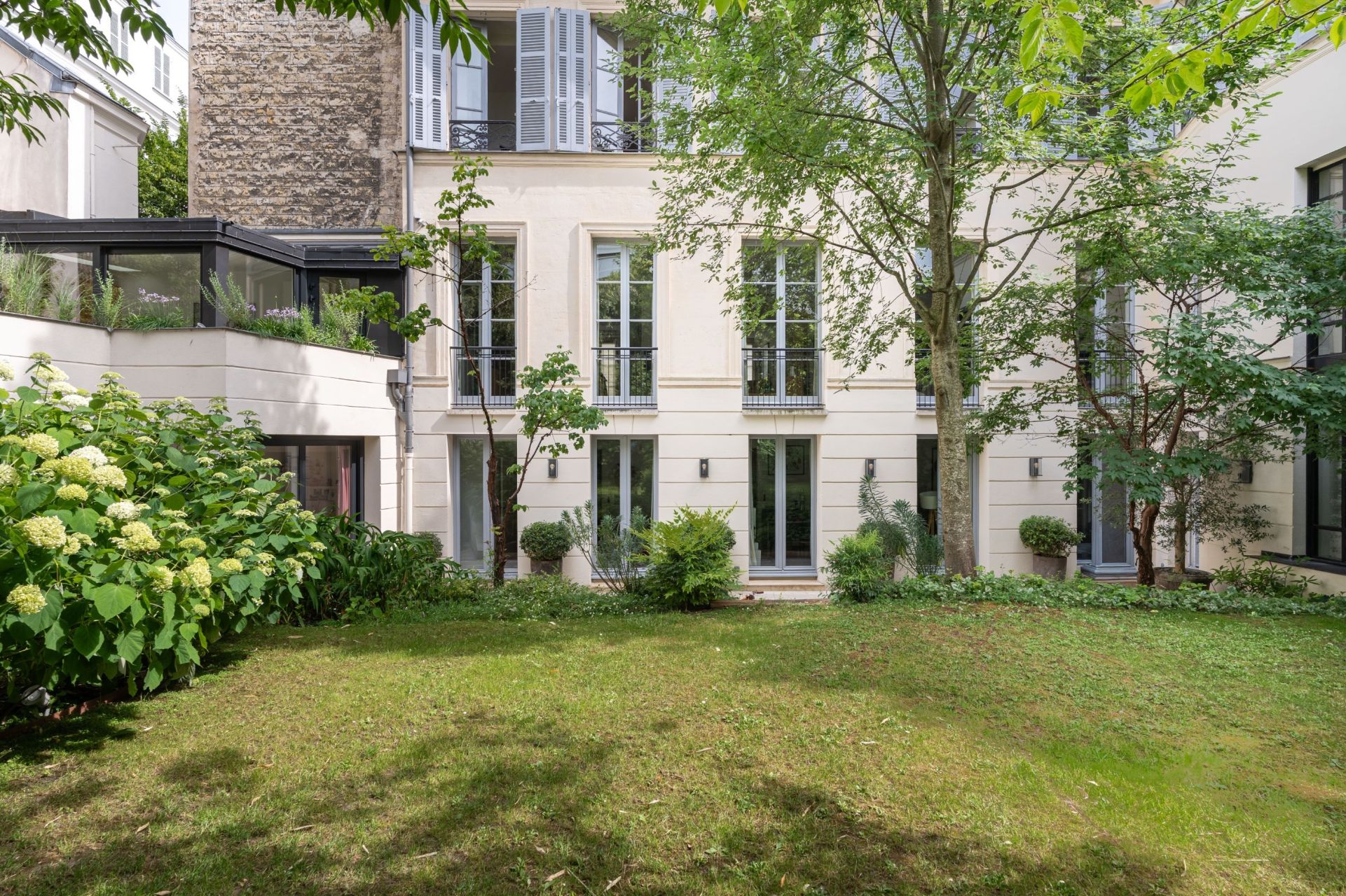 appartement 8 Pièces en location sur PARIS (75006)