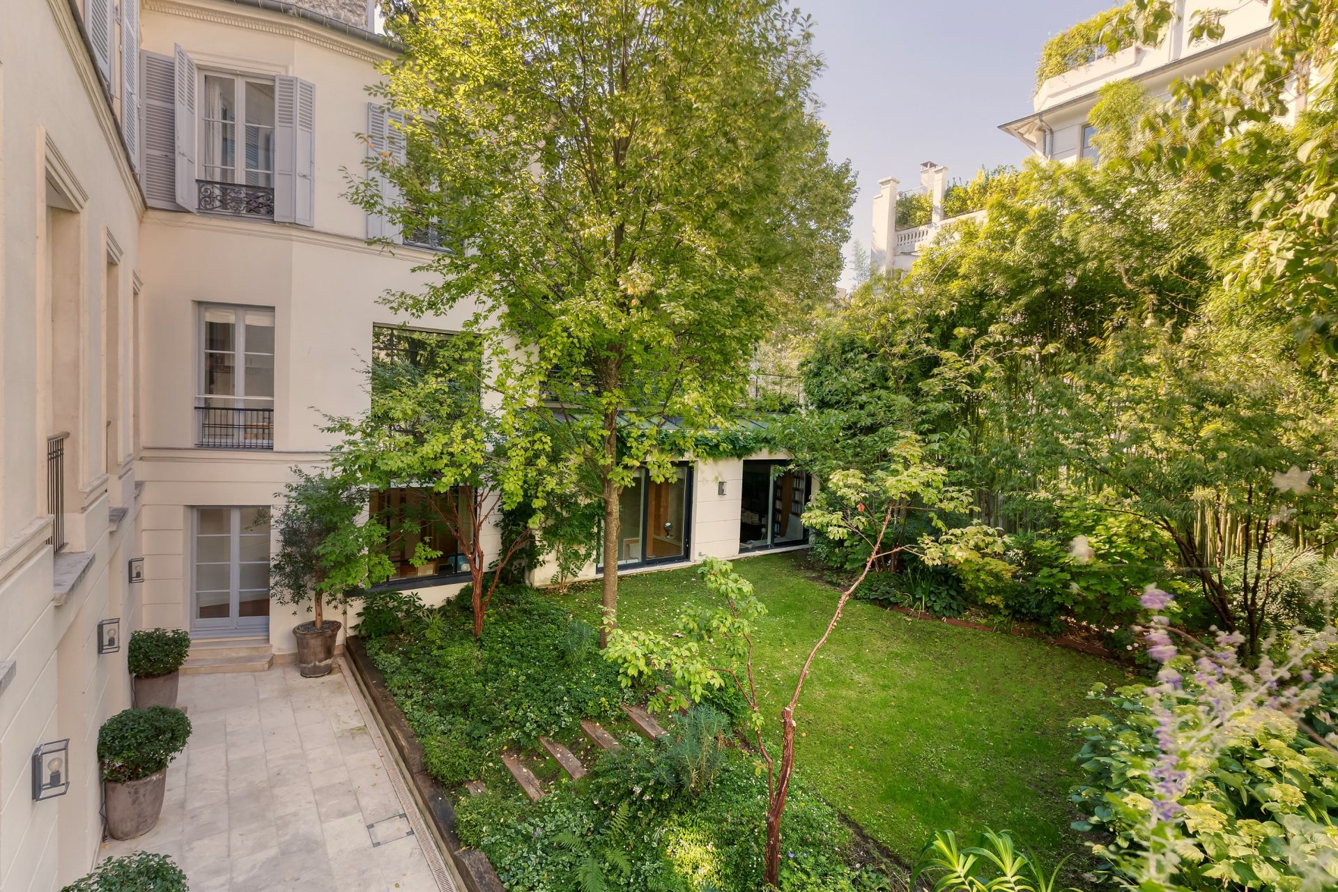 appartement 8 Pièces en location sur PARIS (75006)