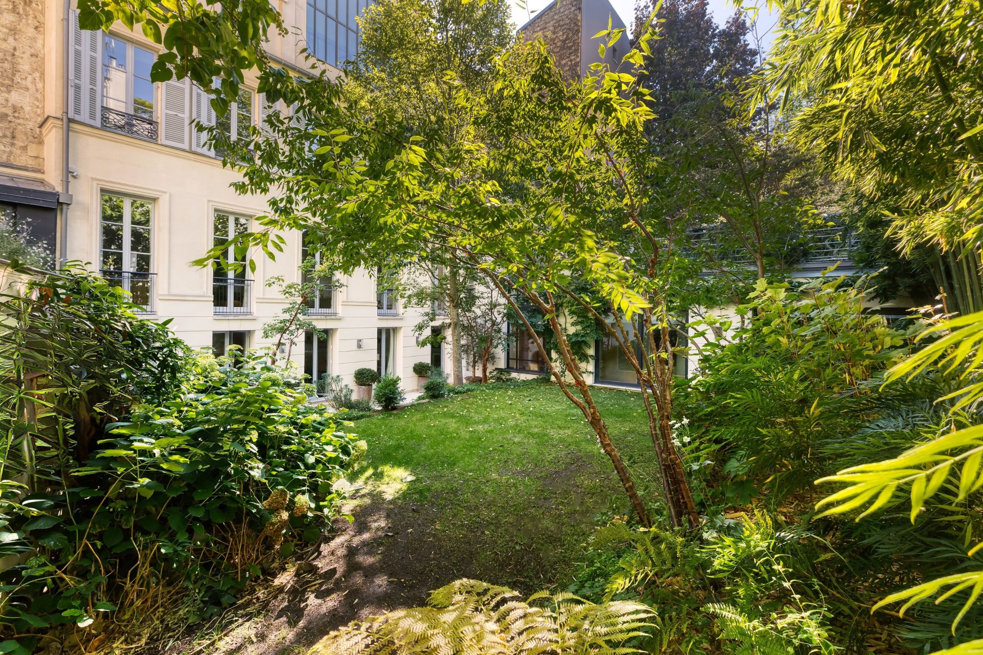 appartement 8 Pièces en location sur PARIS (75006)