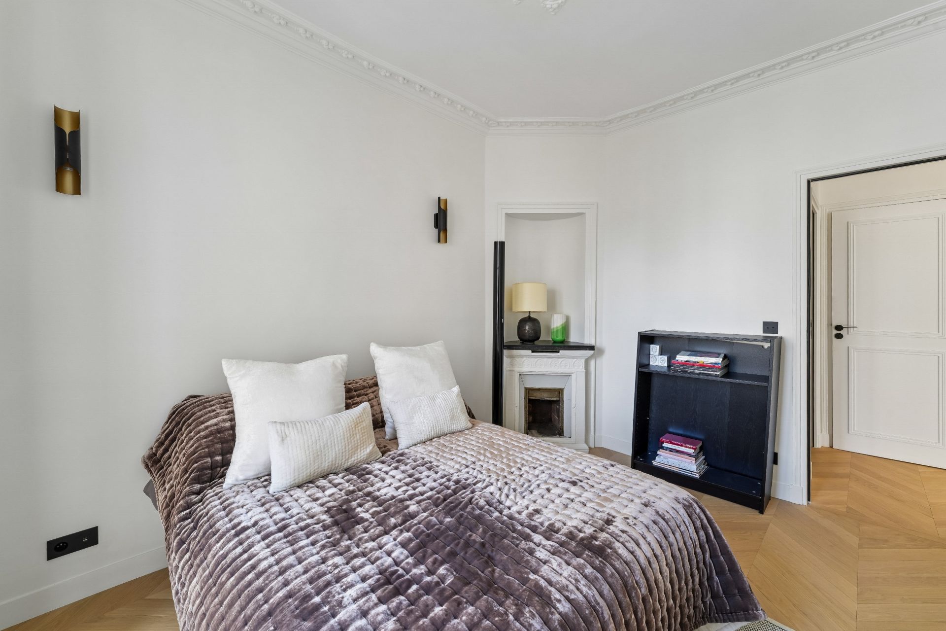 apartment 3 Rooms for sale on PARIS (75018)