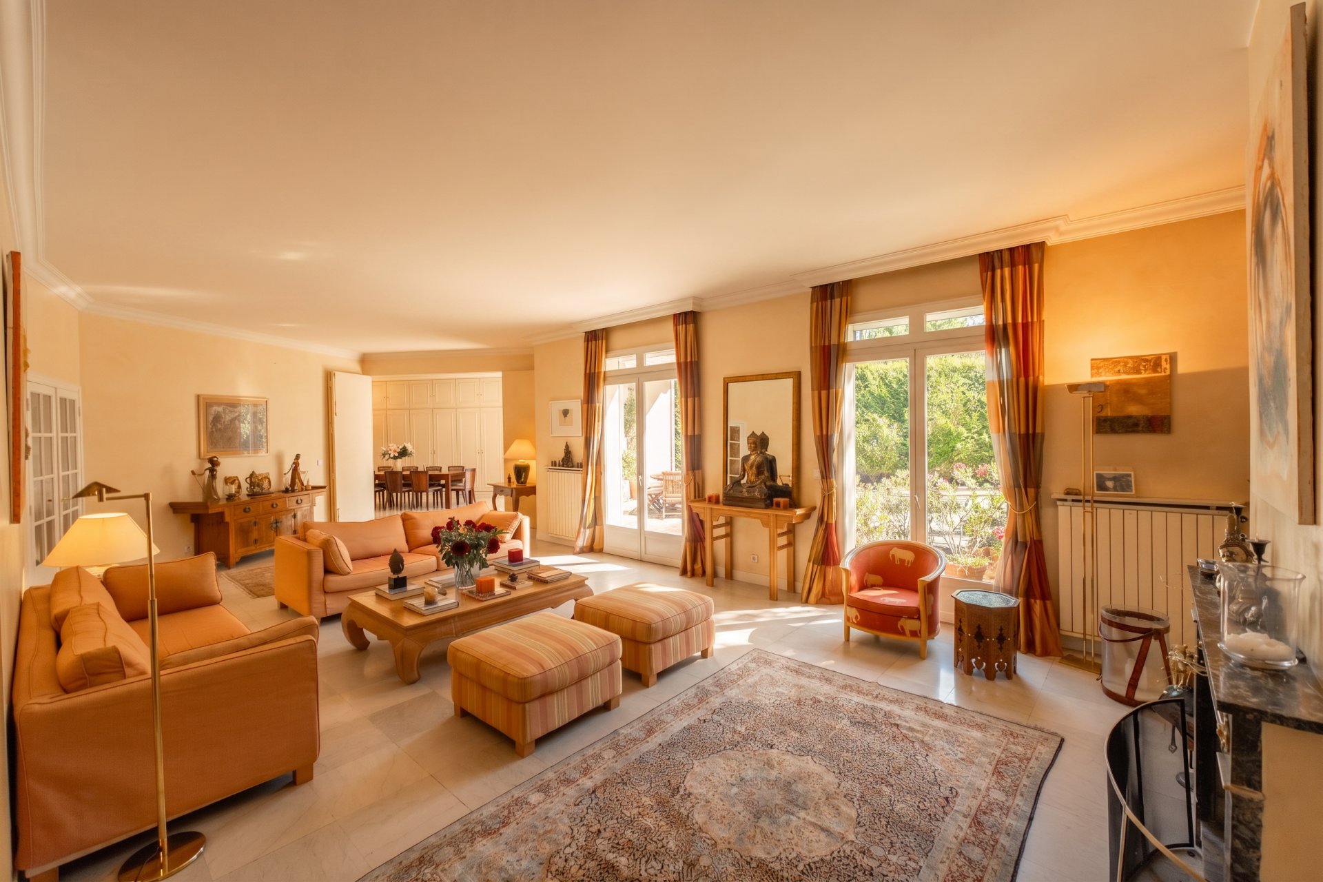 contemporary house 10 Rooms for sale on ST CLOUD (92210)