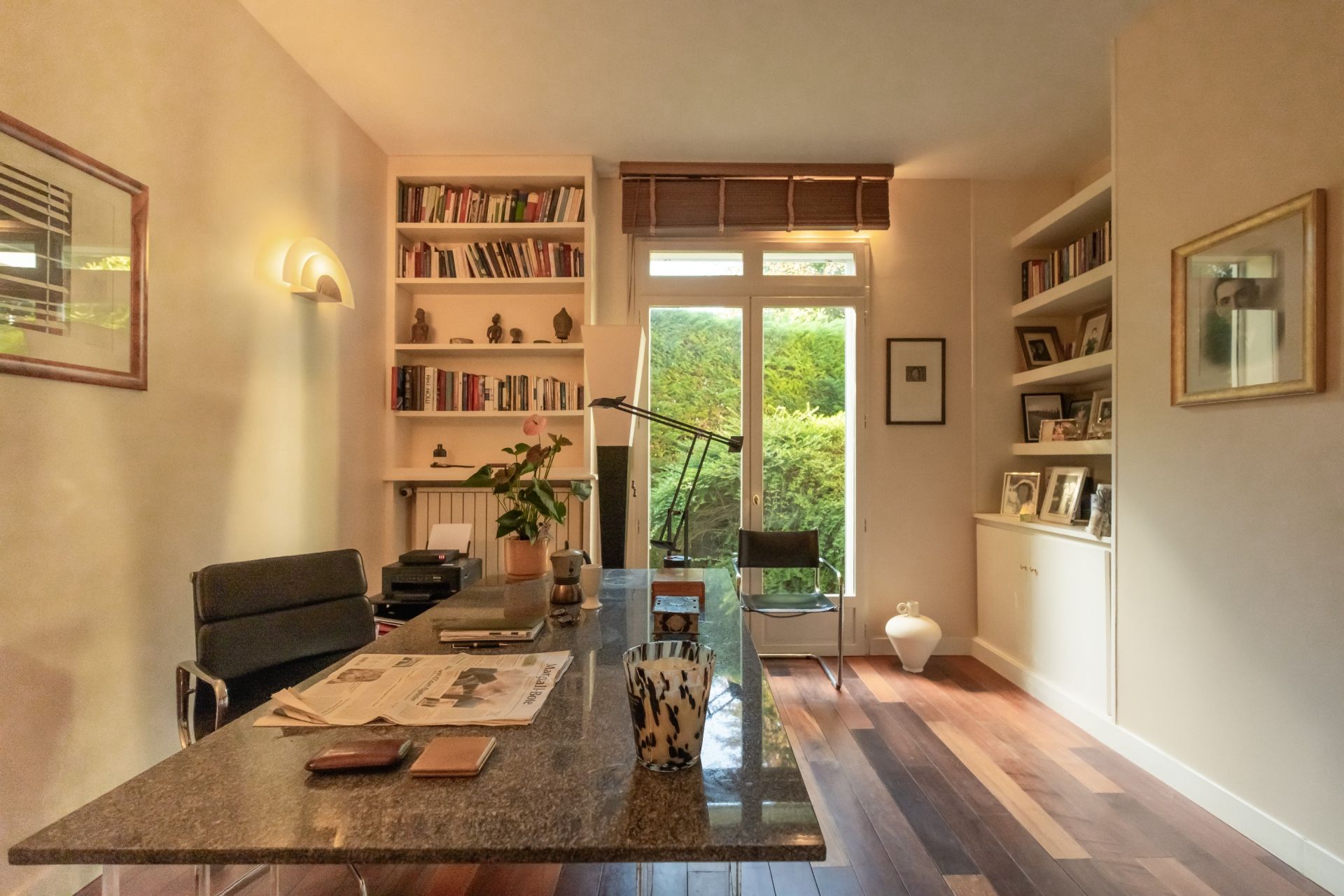 contemporary house 10 Rooms for sale on ST CLOUD (92210)
