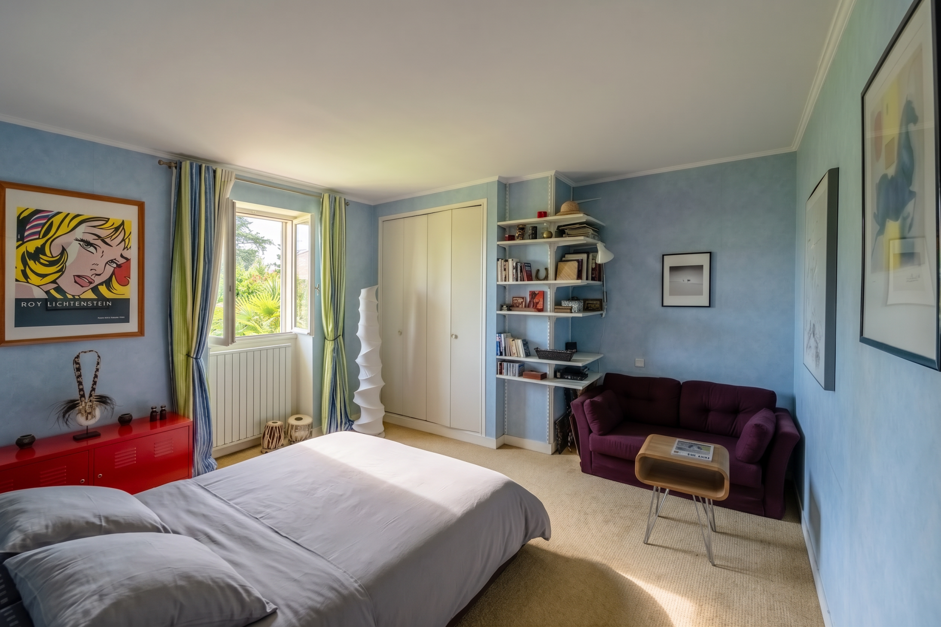 contemporary house 10 Rooms for sale on ST CLOUD (92210)