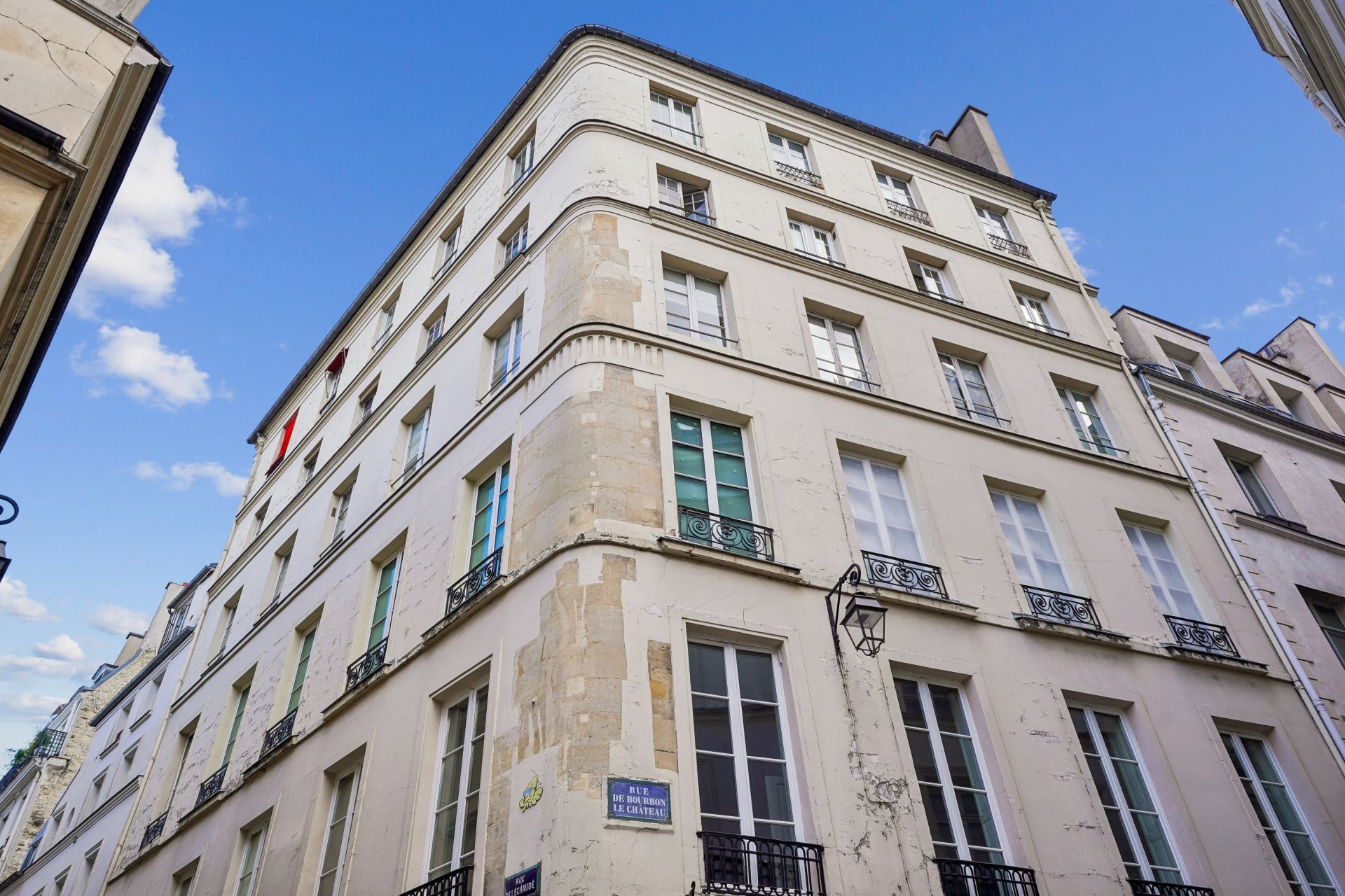 apartment 5 Rooms for sale on PARIS (75006)