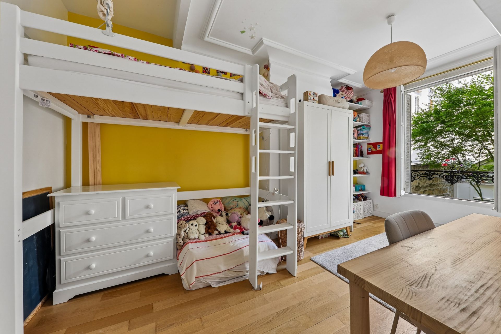 apartment 4 Rooms for sale on PARIS (75009)