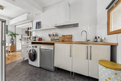 Sale Apartment Paris 6 2&nbsp;Rooms 50.01&nbsp;m²