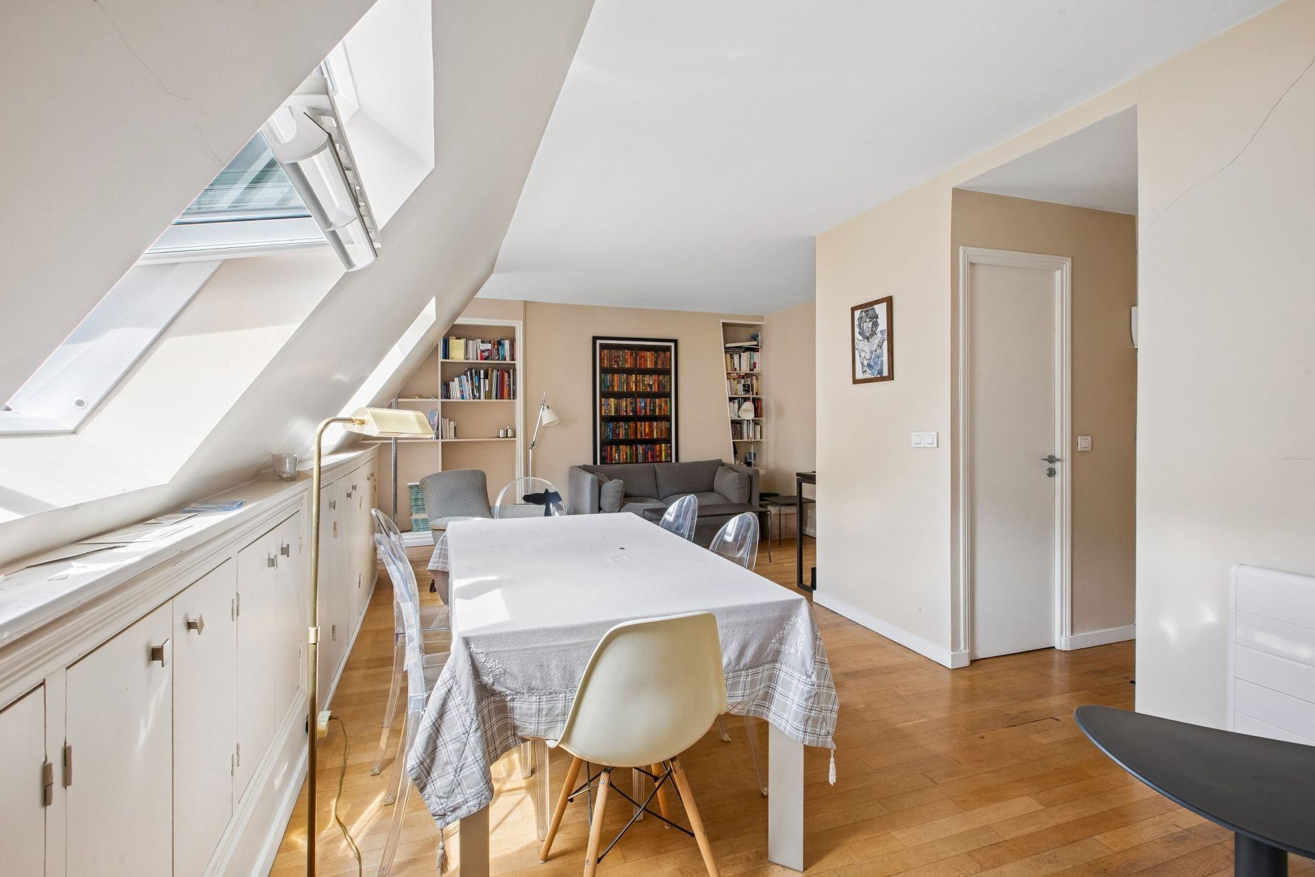 apartment 2 Rooms for sale on PARIS (75007)