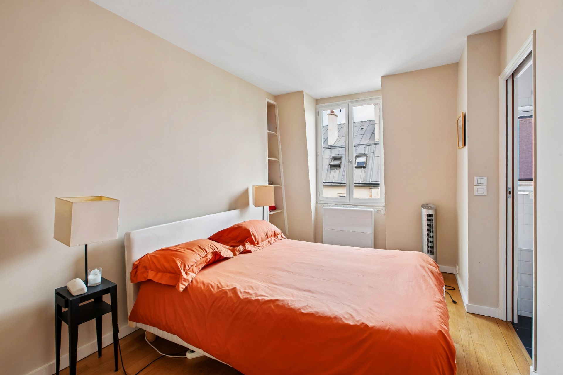 apartment 2 Rooms for sale on PARIS (75007)