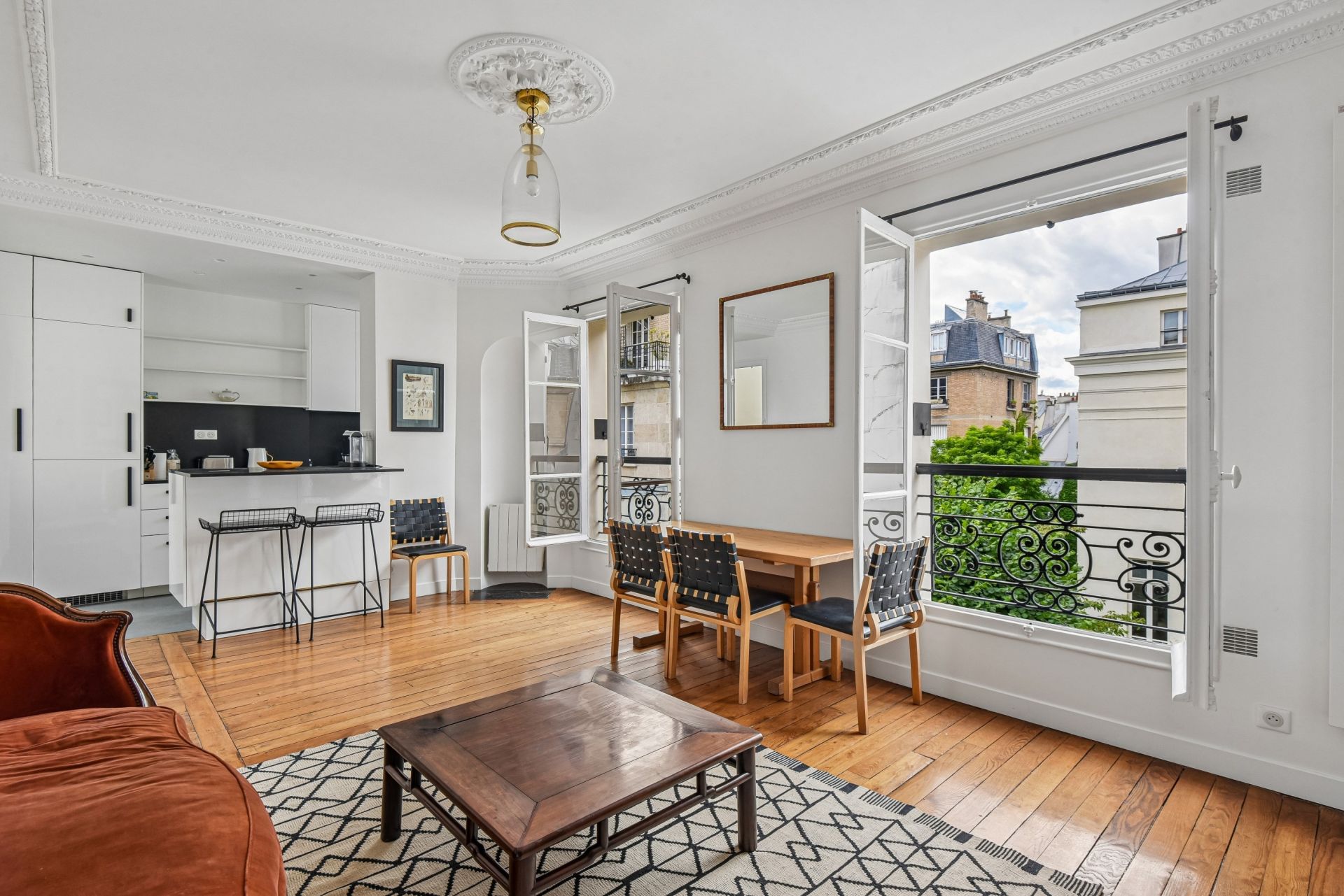 apartment 2 Rooms for sale on PARIS (75007)