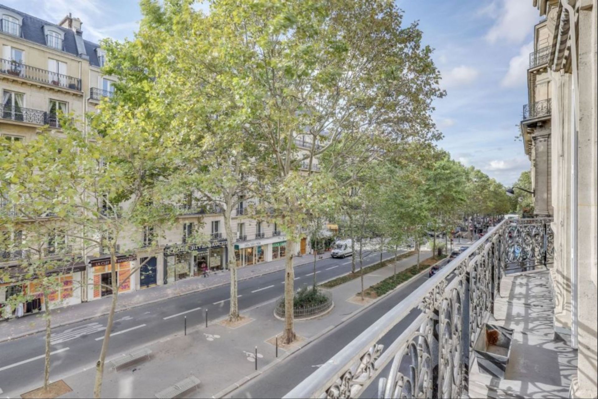 apartment 4 Rooms for rent on PARIS (75006)