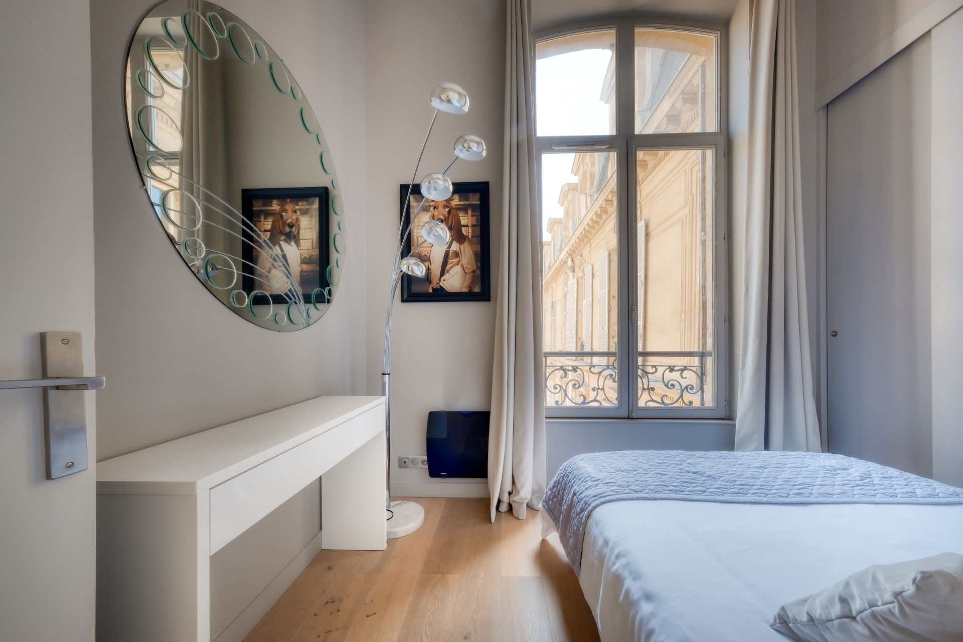 apartment 4 Rooms for sale on PARIS (75008)