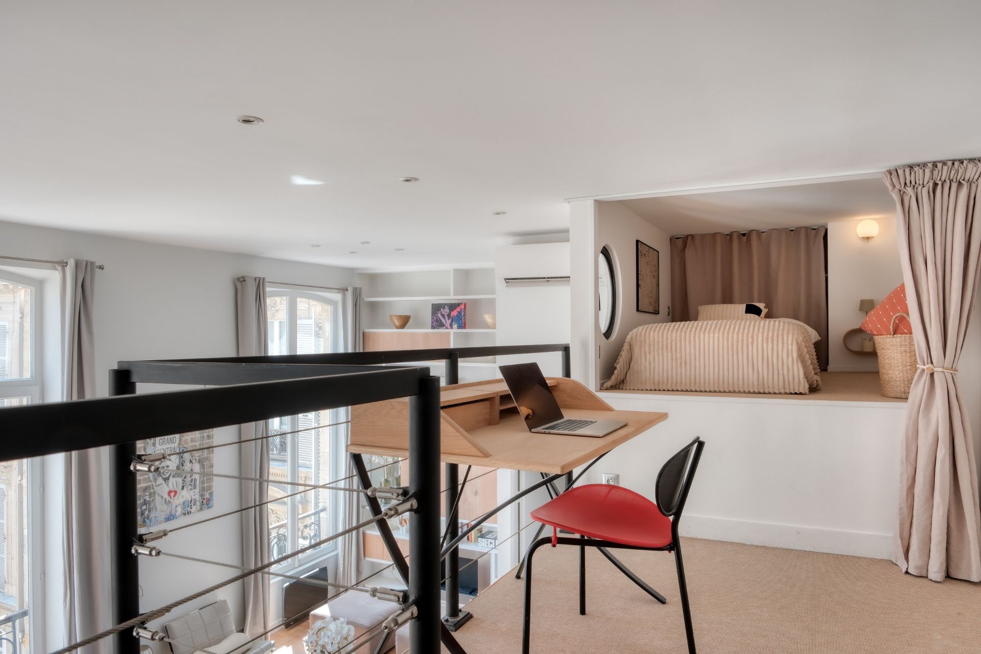apartment 4 Rooms for sale on PARIS (75008)