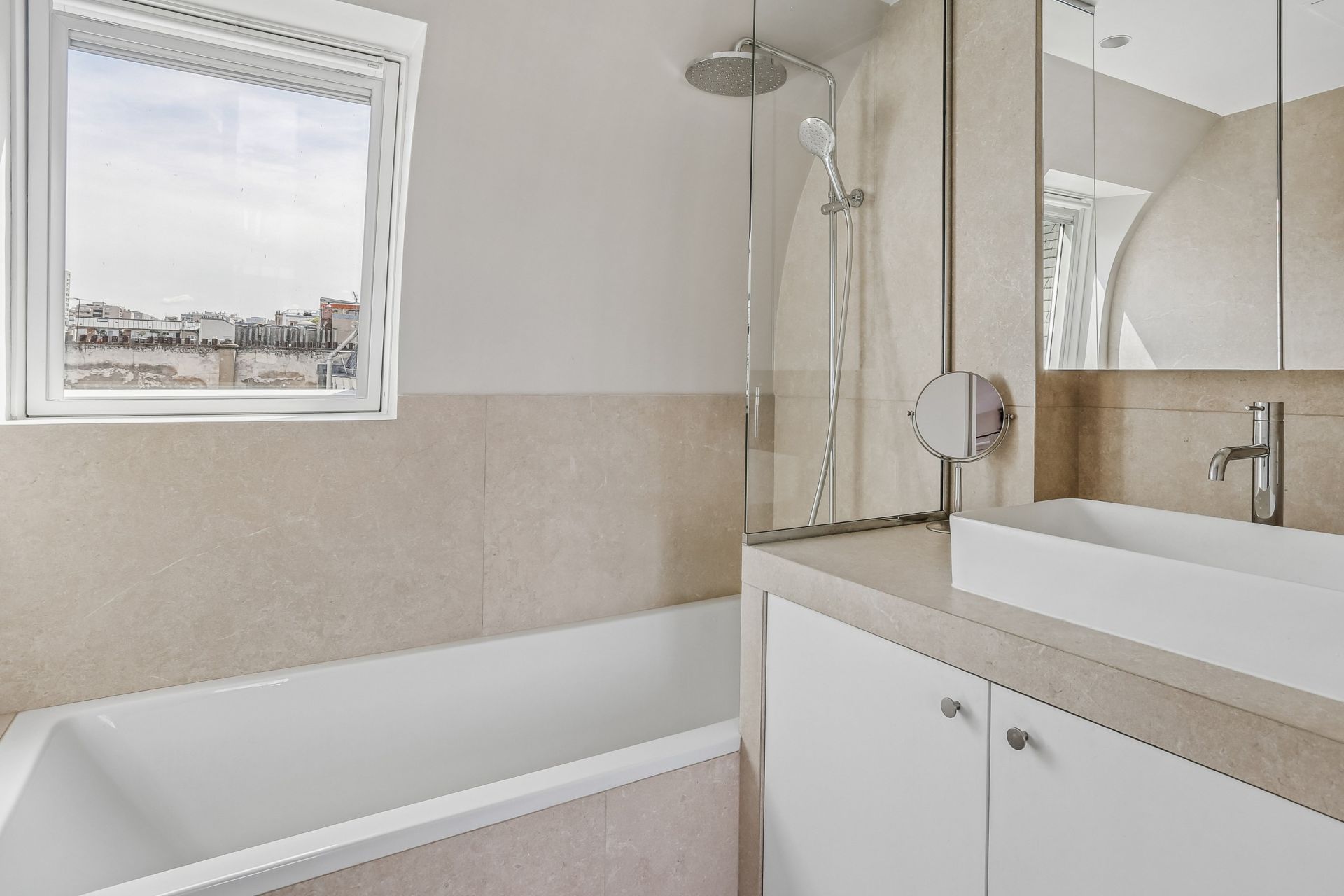 appartement 2 Pièces en location sur PARIS (75011)