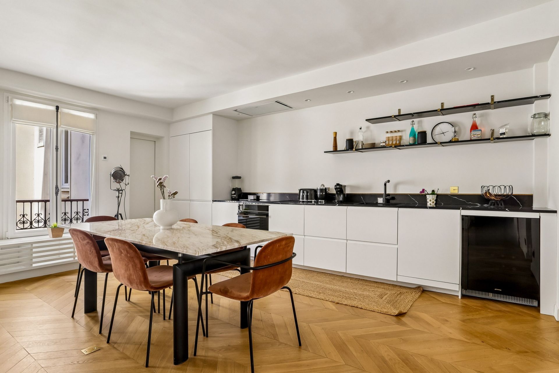 apartment 3 Rooms for sale on PARIS (75116)