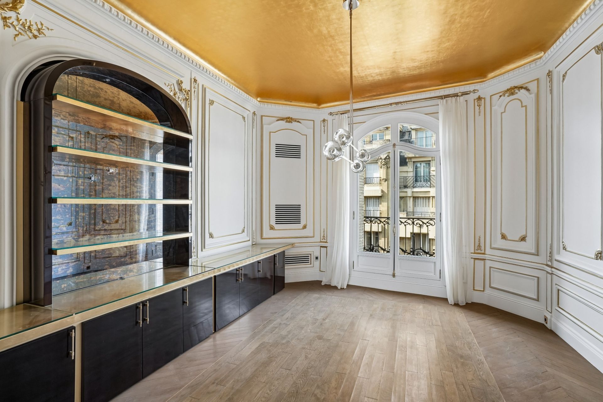 appartement 8 Pièces en location sur PARIS (75016)