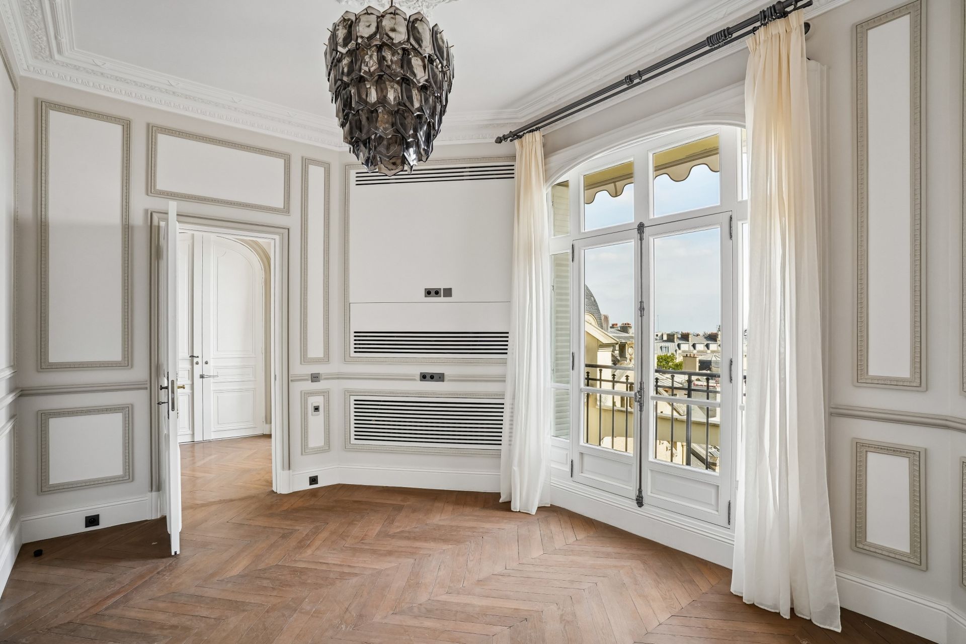 appartement 8 Pièces en location sur PARIS (75016)