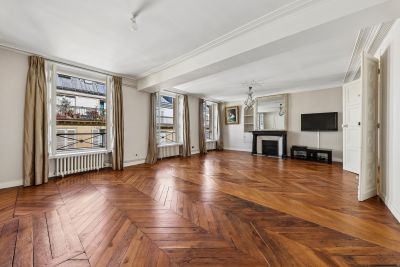 Vente Appartement Paris 8 4&nbsp;Pièces 95&nbsp;m²