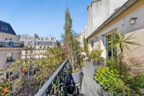 Vente Appartement Paris 2 4&nbsp;Pièces 93&nbsp;m²