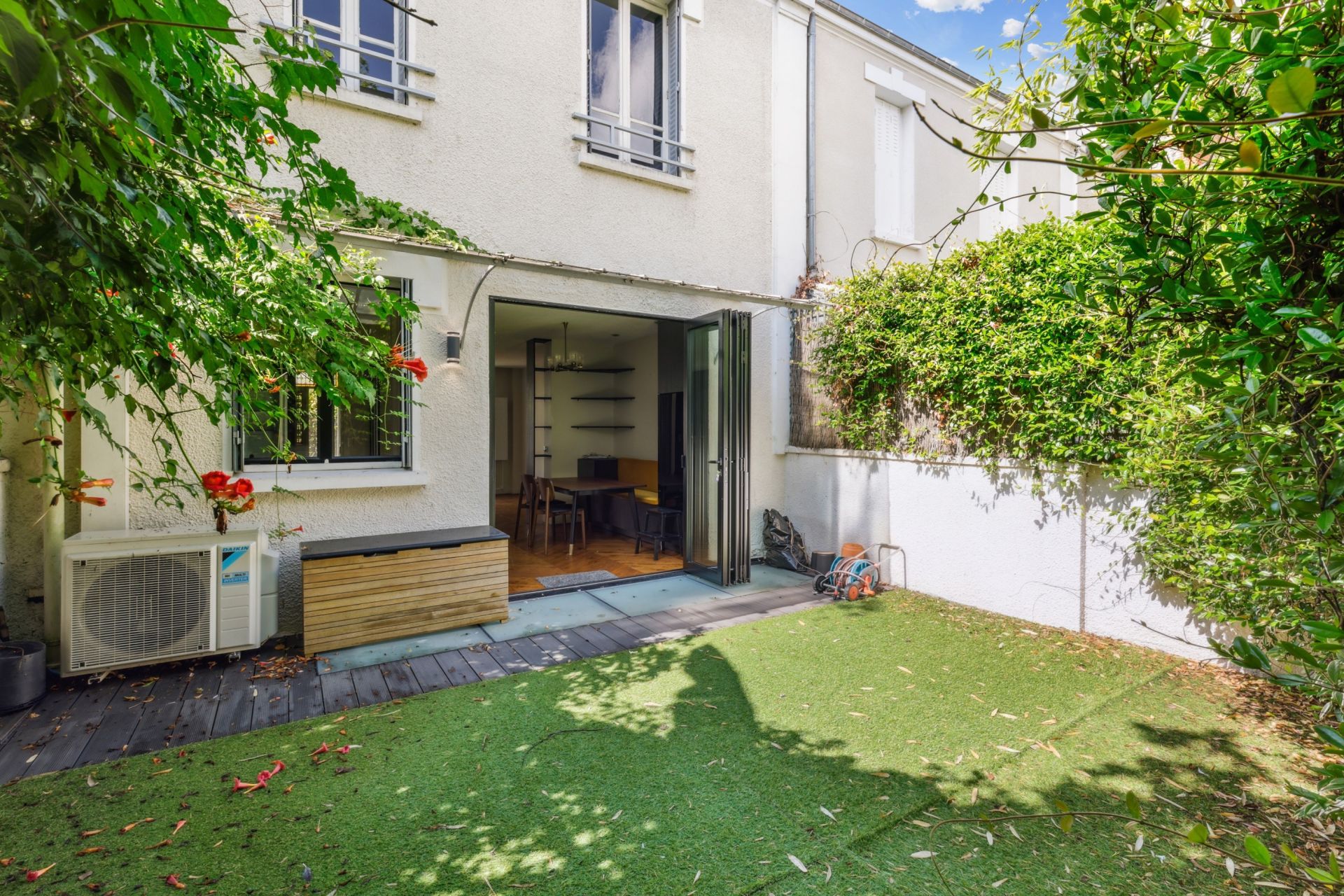 maison de ville 7 Pièces en location sur PARIS (75016)