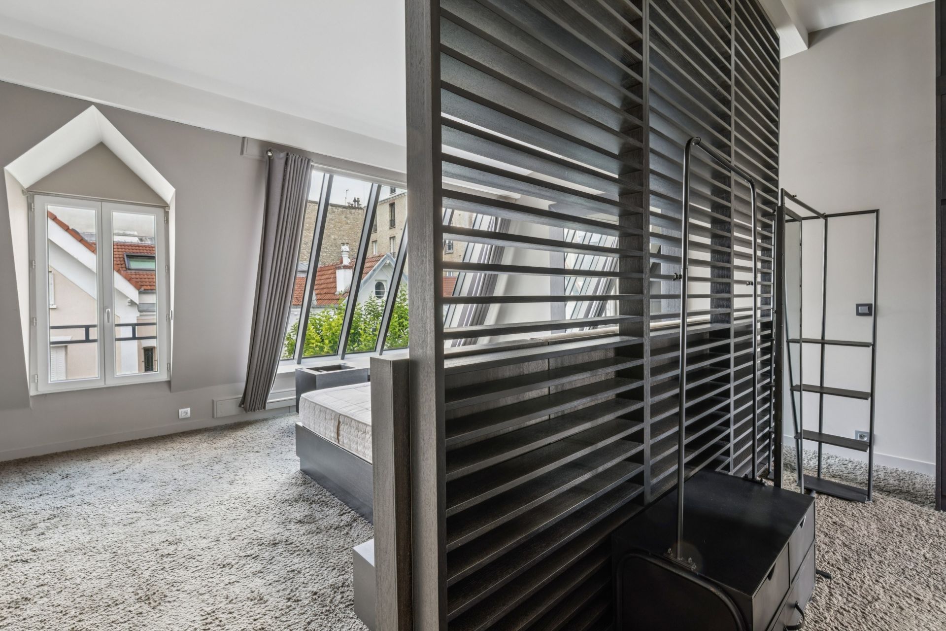 townhouse 7 Rooms for rent on PARIS (75016)