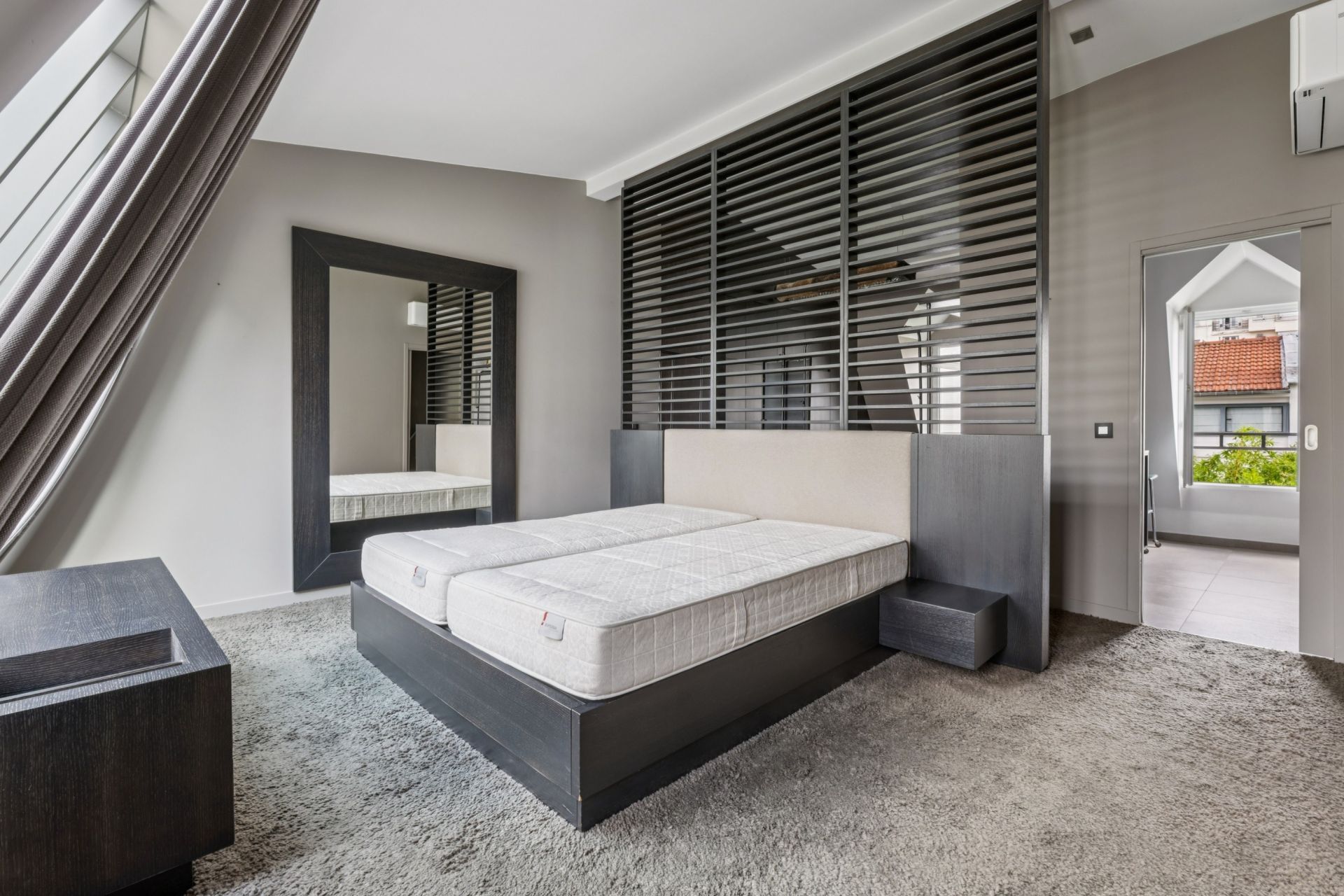 townhouse 7 Rooms for rent on PARIS (75016)