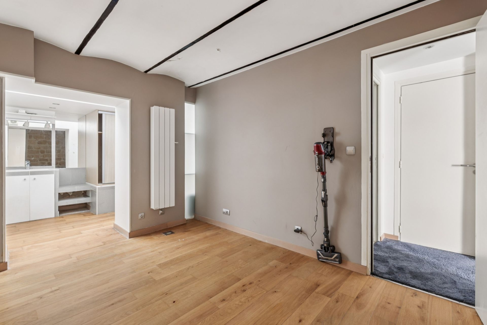 townhouse 7 Rooms for rent on PARIS (75016)